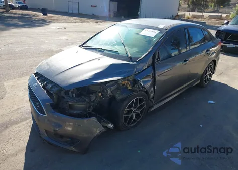 2015 Ford Focus Se z USA, uszkodzony, nr VIN 1FADP3F22FL281481